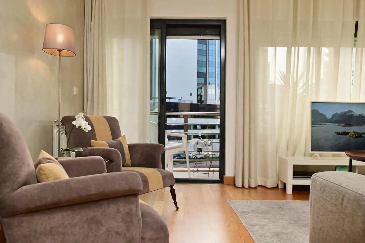 Columbano Garden, Family Apartment Lisbon
