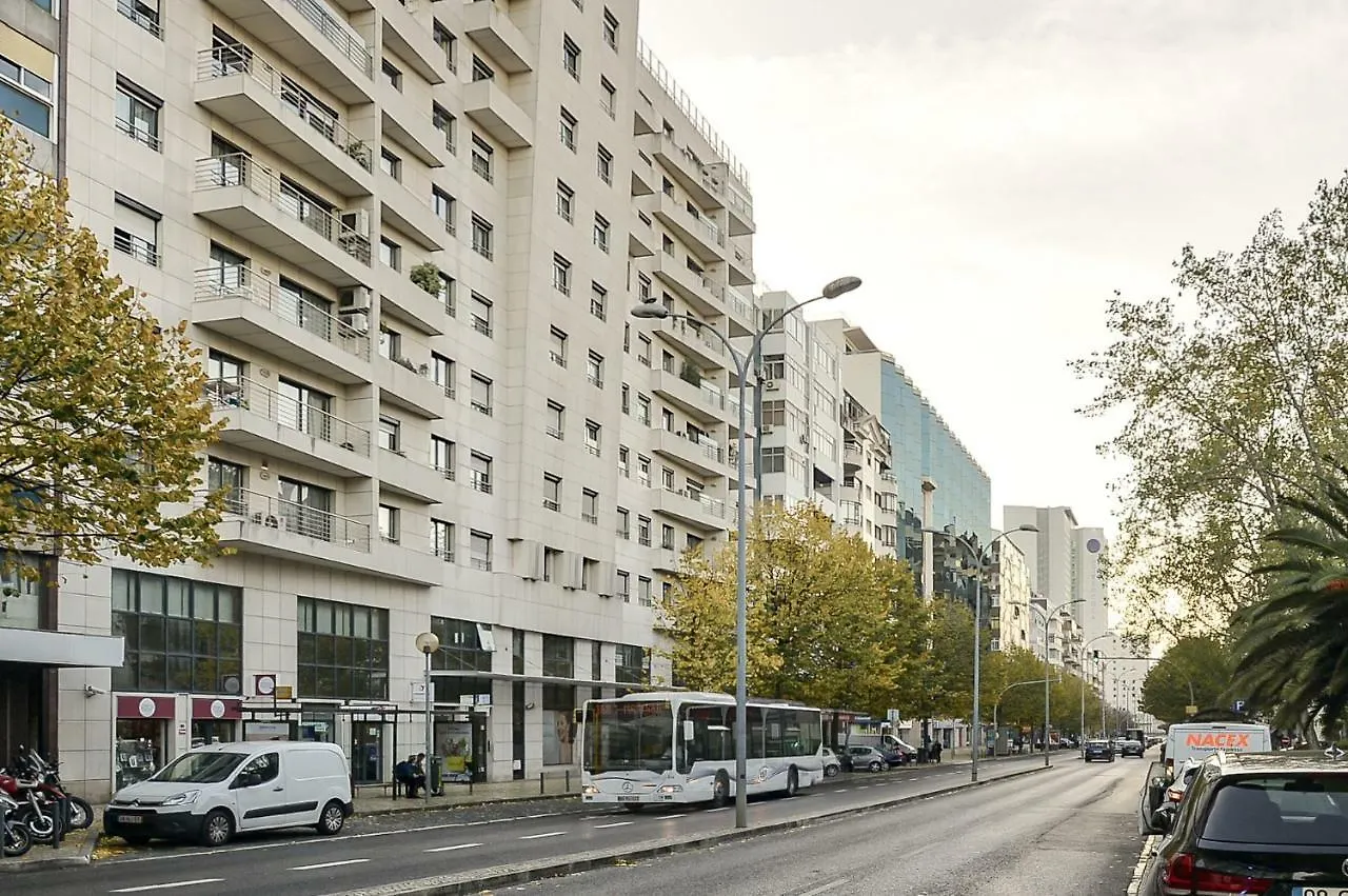 Columbano Garden, Family Apartment Lisbon