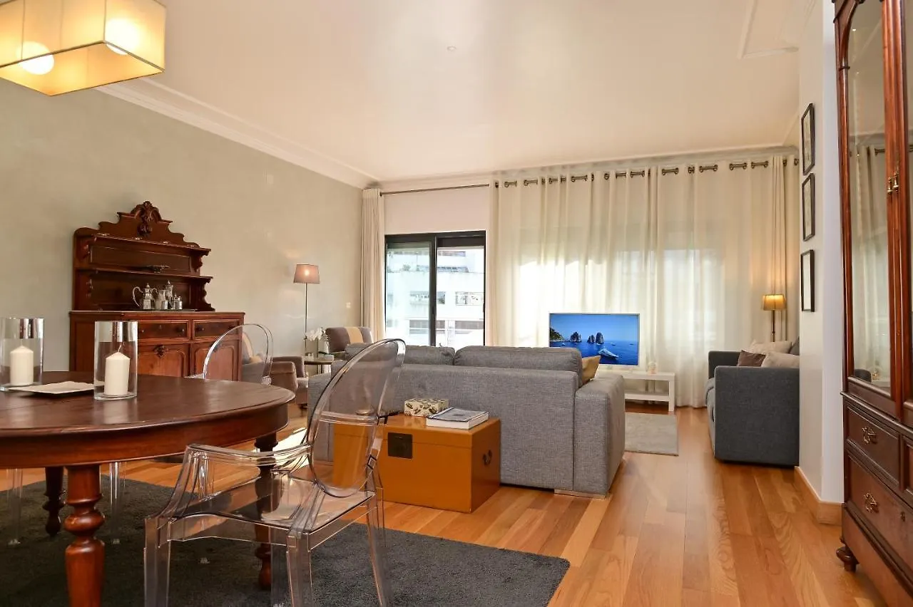 ליסבון Columbano Garden, Family Apartment