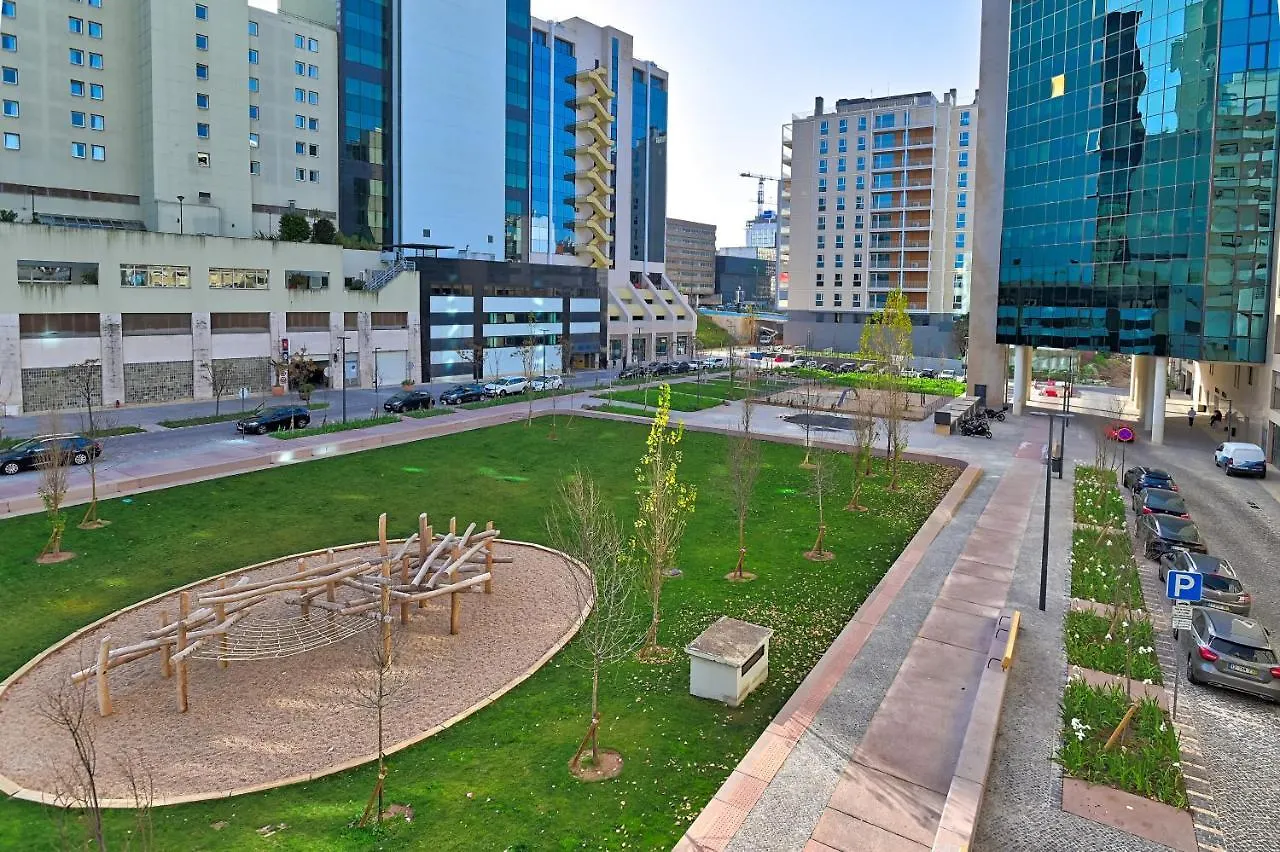 ליסבון Columbano Garden, Family Apartment