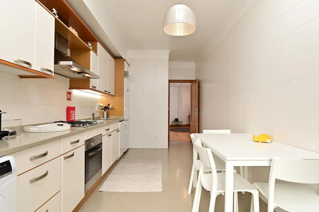 ליסבון Columbano Garden, Family Apartment