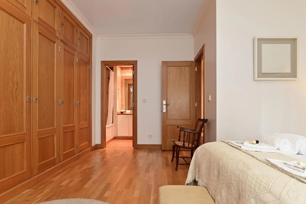ליסבון Columbano Garden, Family Apartment
