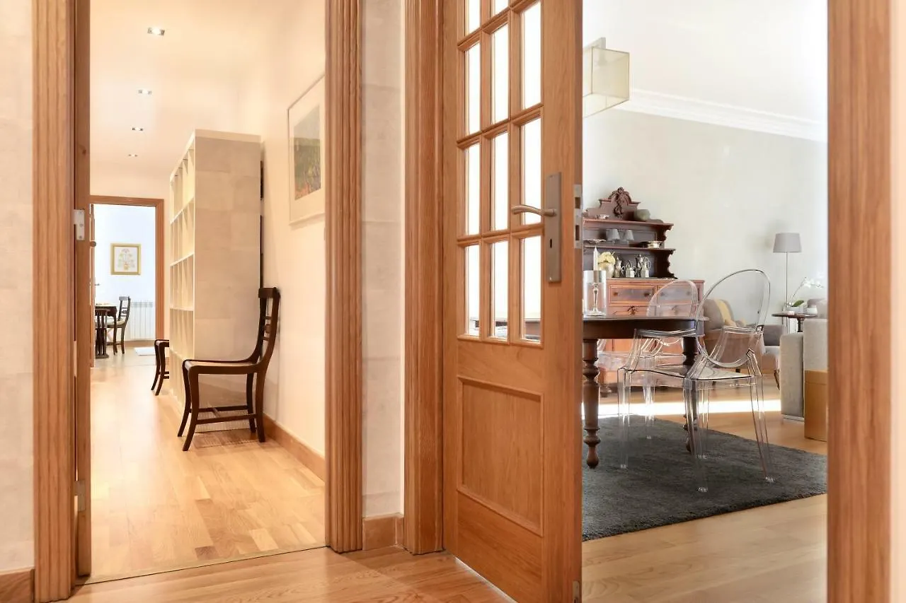 ליסבון Columbano Garden, Family Apartment פורטוגל